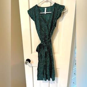 Women's dress soft breathable fabric green size small